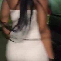 Pretinha de vestido branco 🤍 delícia 😋😍